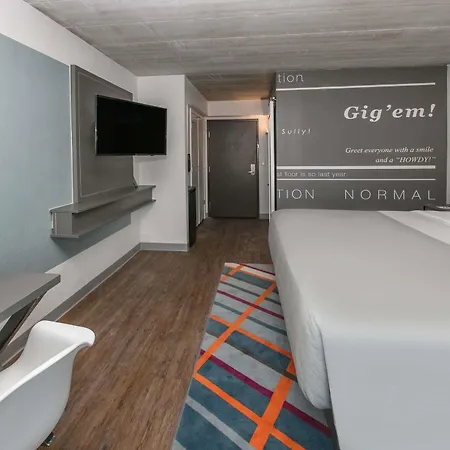 Tryp By Wyndham College Station-3